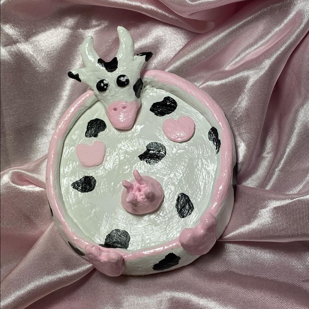 cow jewelry holder